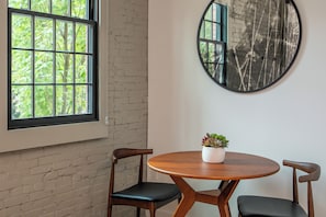 Couples’ dining