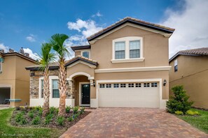 Luxury 5BR villa with modern amenities, stylish decor & resort-style comfort!