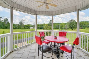 Furnished Balcony | Top Level