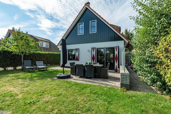 Holiday Home Exterior [summer]