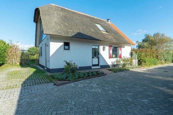 Holiday Home Exterior [summer]