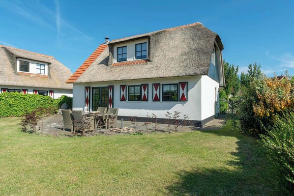 Holiday Home Exterior [summer]