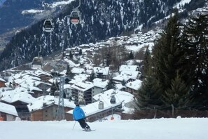 Snow and ski sports