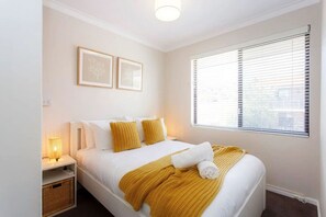 Bedroom 2, Double Bed