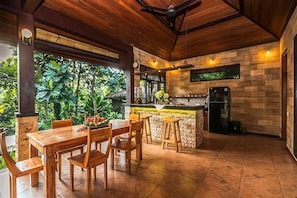 Outdoor dining