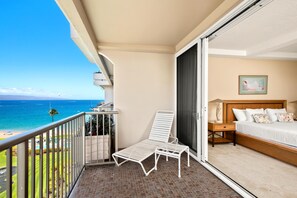 Wake up to stunning beachfront vistas right outside your bedroom door. The seamless indoor-outdoor flow of this villa combines comfort and paradise, inviting you to relax while enjoying the Hawaiian breeze. WH1-723