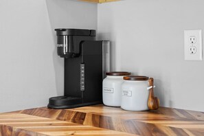 Kaffe och/eller kaffebryggare