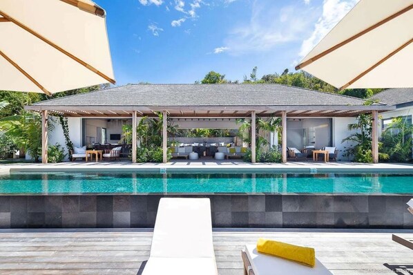 large vacation villa in saint barthelemy