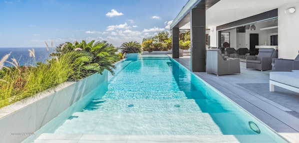 villa with long private pool st barthelemy