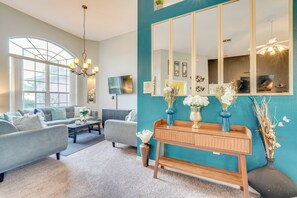 Front Room | Smart TV