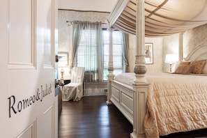 romeo-and-juliet-room5
