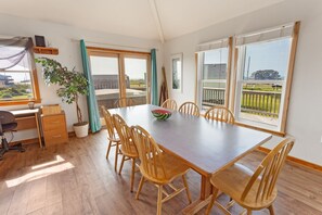 Eat together at the Counter Bar or bask in the sunlight in the Dining Area.