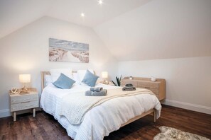 The Carthouse - 1 Bedroom Cottage - Princes Gate (22984)
