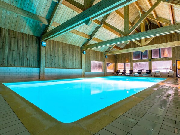 Pool Indoor