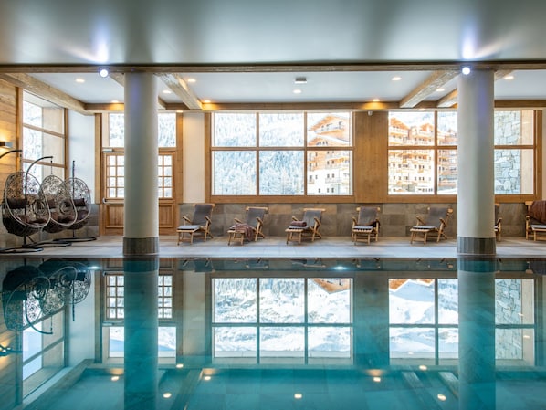 Pool Indoor