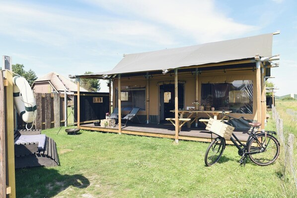 Holiday Home Exterior [summer]
