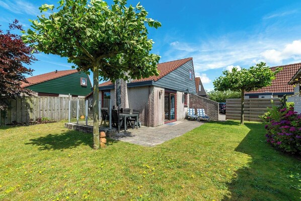 Holiday Home Exterior [summer]