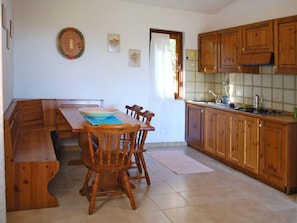 Kitchen / Dining Room