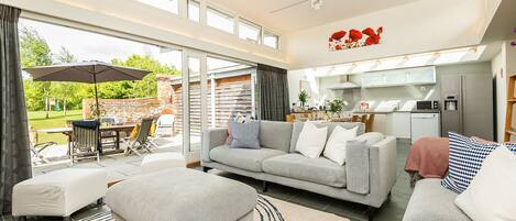 Garden House living Room