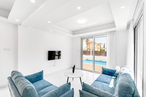Villa Seabreeze Elina by Ezoria Villas (14206)