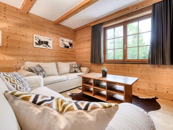 Chalet Tschengla by A-Appartments