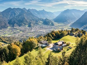 Berghaus Tschengla by A-Appartments