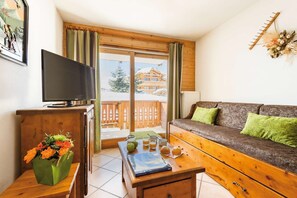 Welcome to our charming apartment in Les Saisies!