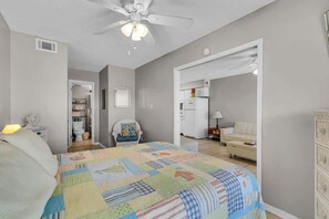 16-920 W Lagoon Ave A109 16