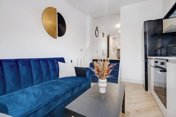 Lounge- With sofabed
