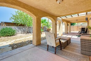 Private Patio | Gas Grill