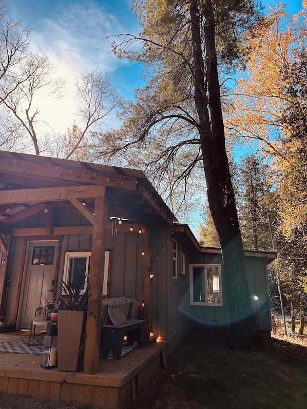 Main dwelling. Just steps away from the private thermal spa fire pit and A-frame
