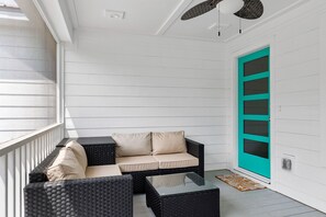 Screened Front Porch
