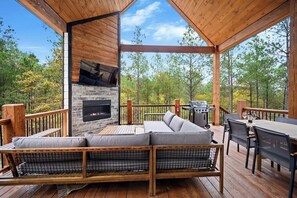 Outdoor entertaining space on the back patio