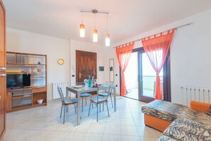 Living and dining room