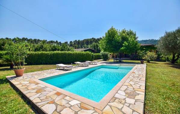 pool
