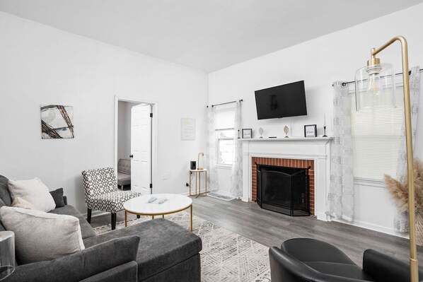 Escape to modern comfort at our cozy Indy retreat!