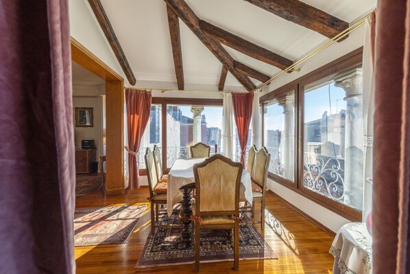 Dining room