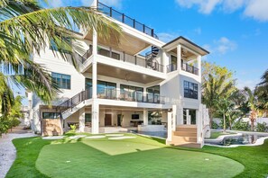 Nautical Situation by Anna Maria Island Accommodations