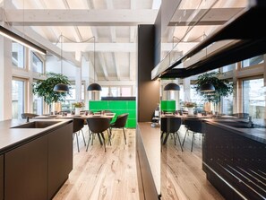 Luxus Penthouse Zentral by A-Appartments