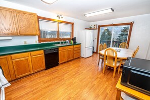 "Hardwood","Indoors","Floor","Flooring","Stained Wood"