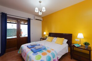 Villas Del Sur - Master Bedroom with Air Conditioning