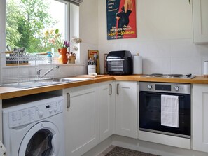 Kitchen | Darroch, Moniaive