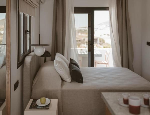 Incredible Naxos Villa | Villa Grimbold | Private Shaded Terrace with Outdoor Dining Area and Sea View | Kapares Agia Anna