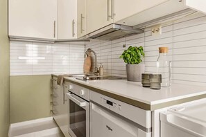 The kitchen is designed for chefs of all skill levels - fully equipped with   the essentials. Whether you're whipping up a quick breakfast or hosting a gourmet dinner, you'll find everything you need to make your culinary experience exceptional!