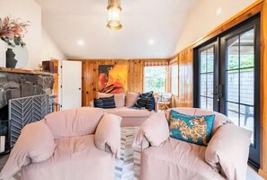 Open Plan Living Room and Kitchen