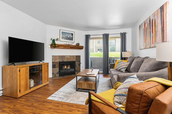 Living Room with Gas Fireplace