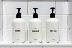 Bathroom amenities