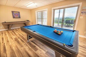 Smoky Mountain Excellence's fun game room