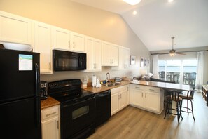 The large kitchen offers all the comfort of cooking at home.