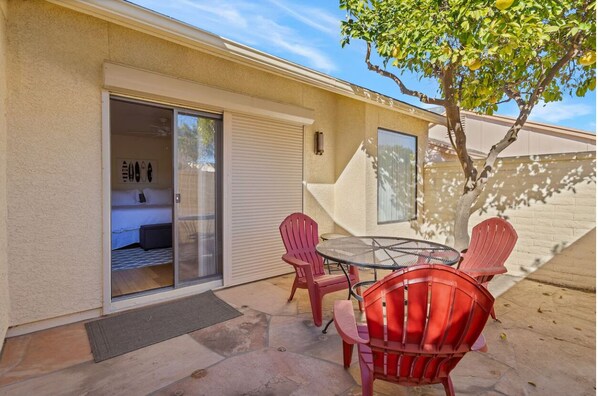 Private patio attached to Master Bedroom. Great area for relaxing in morning.